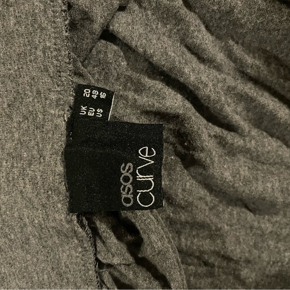 Button front midi skirt - Picture 2 of 2